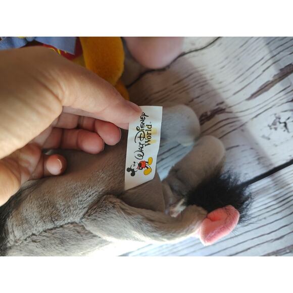 Disney Winnie The Pooh, Tigger, Eeyore, and Piglet Easter Beanies 1999 Vintage - Picture 8 of 16